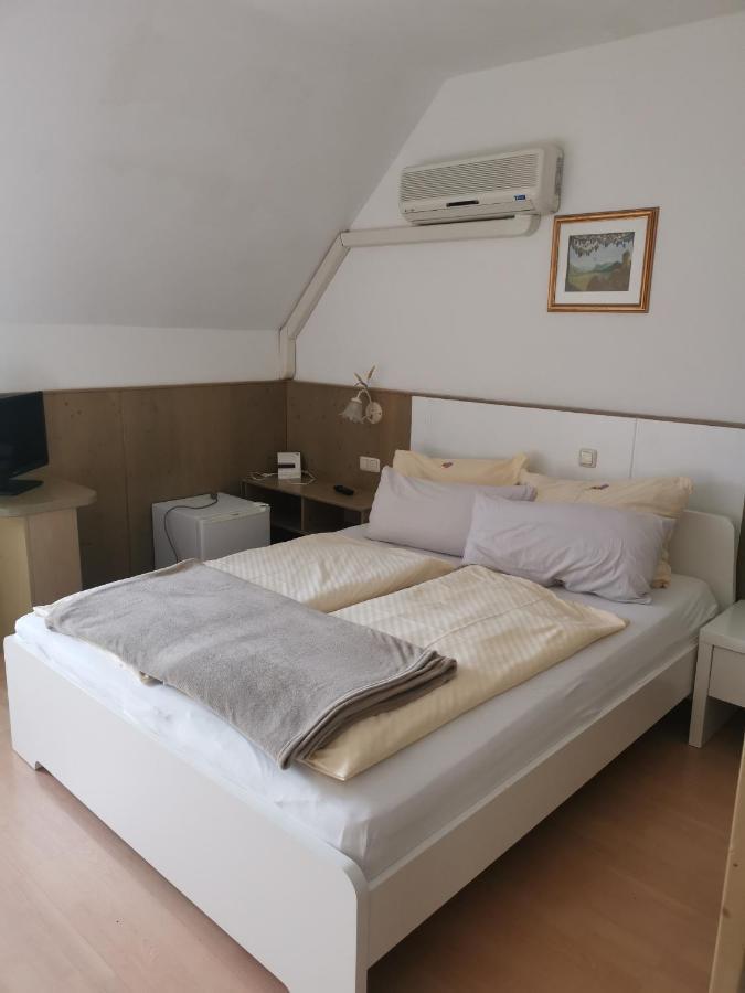 Arkadenhof Bed and Breakfast Fürstenfeld Eksteriør billede